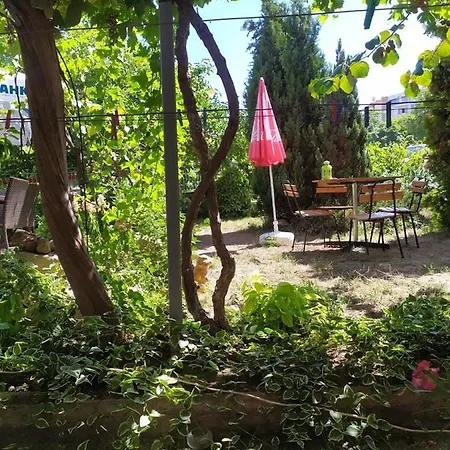 Къща За Гости Вила Пепина Guest house Obzor